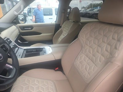 2025 Nissan Armada Platinum 2WD