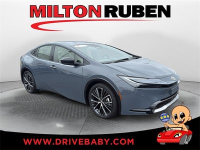 2025 Toyota Prius XLE