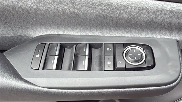 2025 Toyota Prius XLE