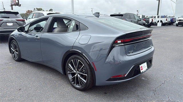 2025 Toyota Prius XLE