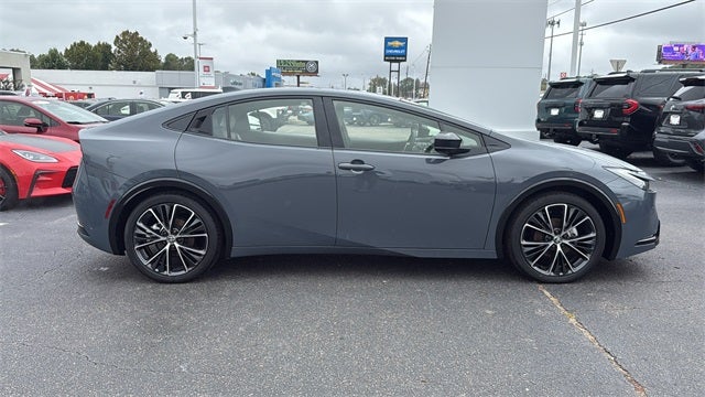 2025 Toyota Prius XLE