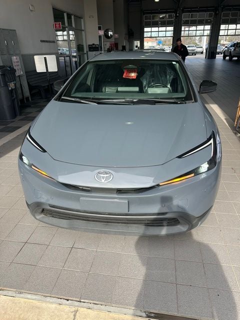 2024 Toyota Prius LE