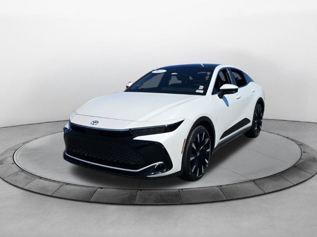 2024 Toyota Crown Platinum