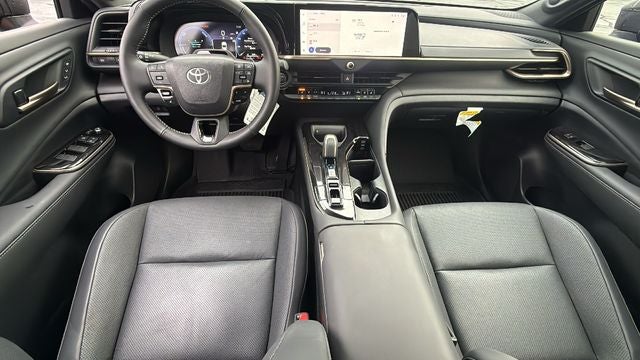 2026 Toyota Crown Platinum