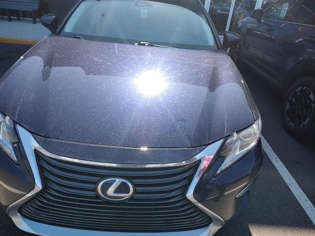 2016 Lexus ES 300h 300h