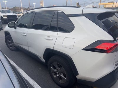 2023 Toyota RAV4 Hybrid XLE