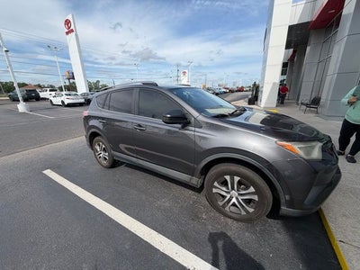 2017 Toyota RAV4 LE