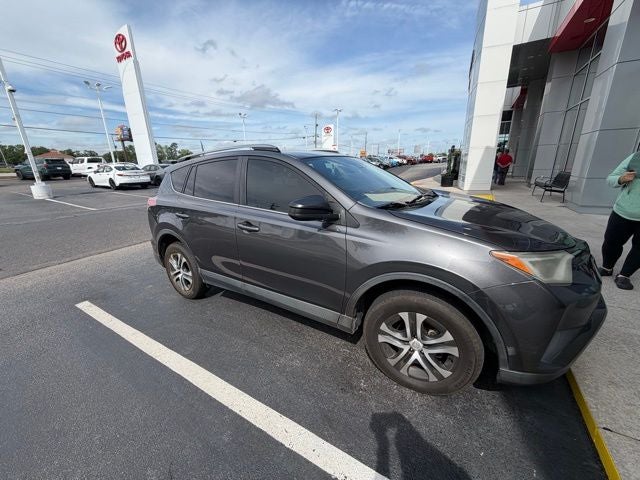 2017 Toyota RAV4 LE