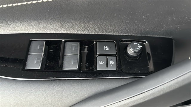 2024 Toyota Corolla Hatchback SE