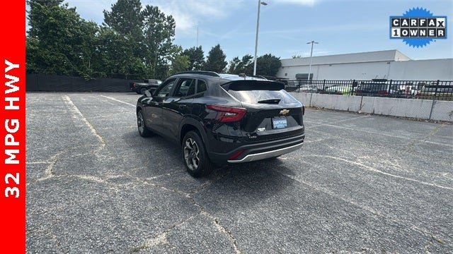 2024 Chevrolet Trax FWD LT