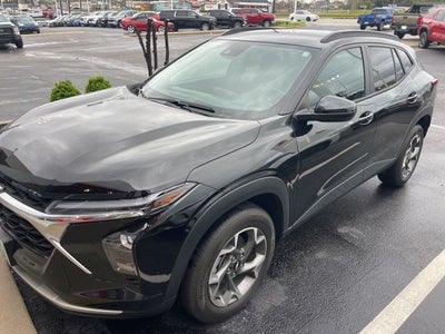 2024 Chevrolet Trax FWD LT