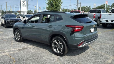 2025 Chevrolet Trax FWD LT