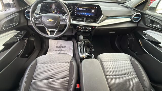 2025 Chevrolet Trax FWD LT