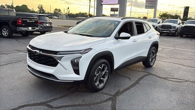 2025 Chevrolet Trax FWD LT