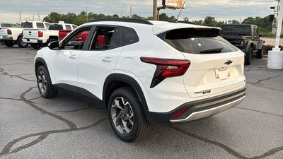 2025 Chevrolet Trax FWD LT