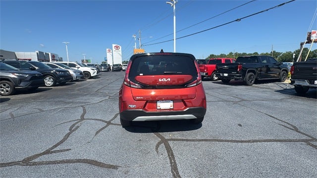 2024 Kia Soul LX