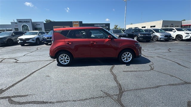 2024 Kia Soul LX
