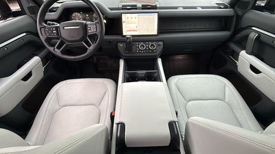 2025 Land Rover Defender 130 P400 X-Dynamic SE