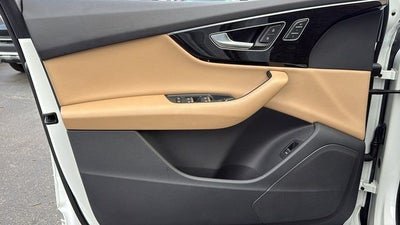 2023 Audi Q7 Premium 45 TFSI quattro Tiptronic