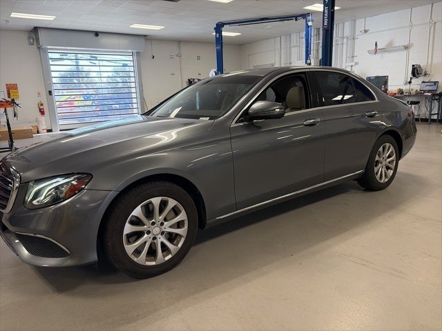 2017 Mercedes-Benz E 300 4MATIC®