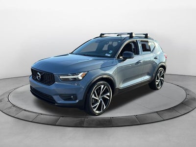 2020 Volvo XC40 T5 R-Design