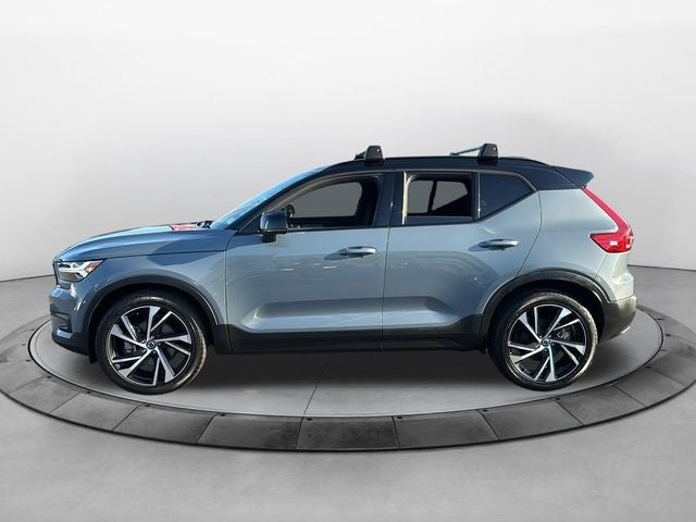 2020 Volvo XC40 T5 R-Design