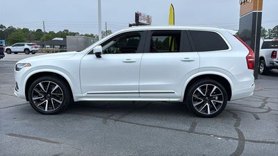 2023 Volvo XC90 B5 Plus