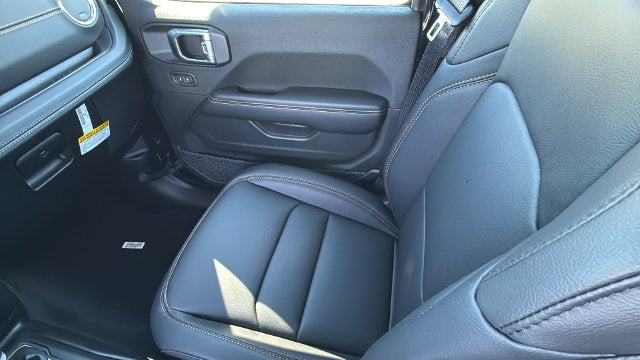 2027 Jeep Wrangler WRANGLER 4-DOOR SAHARA