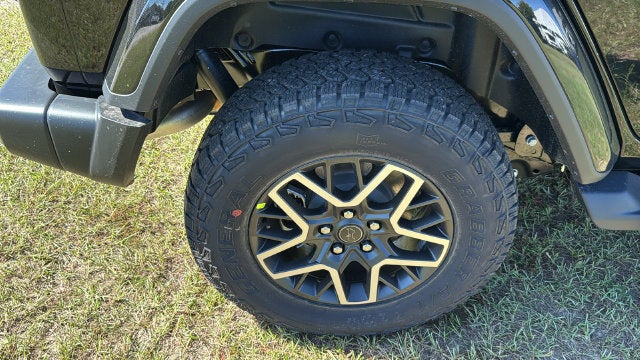 2027 Jeep Wrangler WRANGLER 4-DOOR SAHARA