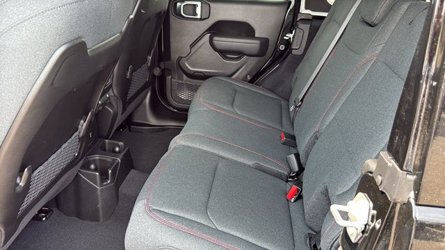 2027 Jeep Wrangler WRANGLER 4-DOOR RUBICON