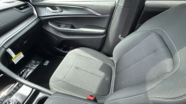 2026 Jeep Grand Cherokee GRAND CHEROKEE LAREDO X 4X2
