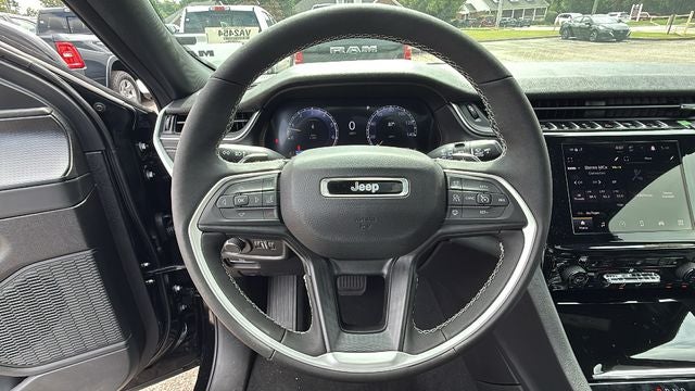 2026 Jeep Grand Cherokee GRAND CHEROKEE LAREDO X 4X2