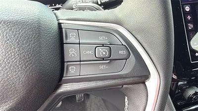 2025 Jeep Grand Cherokee GRAND CHEROKEE LAREDO X 4X2