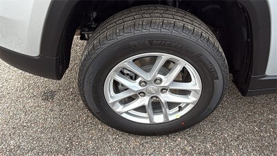 2025 Jeep Grand Cherokee GRAND CHEROKEE LAREDO X 4X2