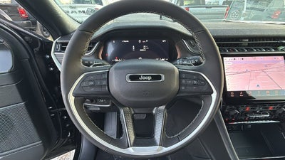 2027 Jeep Grand Cherokee GRAND CHEROKEE LAREDO X 4X2