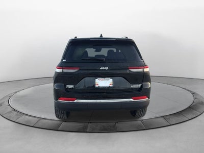 2027 Jeep Grand Cherokee GRAND CHEROKEE LAREDO X 4X2