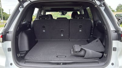 2026 Jeep Grand Cherokee GRAND CHEROKEE LAREDO X 4X2