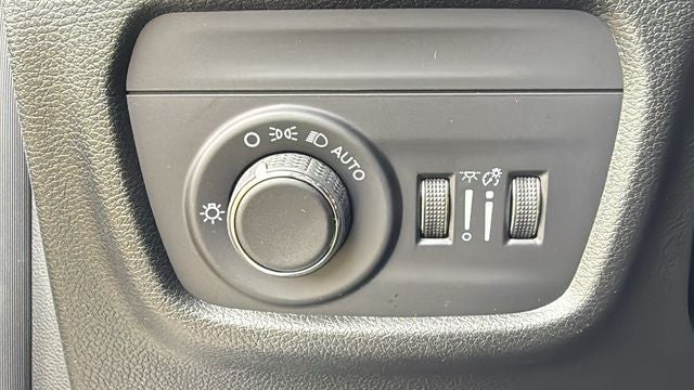 2026 Jeep Grand Cherokee GRAND CHEROKEE LAREDO X 4X2