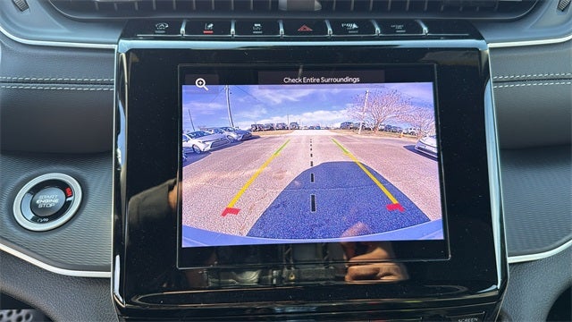 2025 Jeep Grand Cherokee GRAND CHEROKEE LAREDO X 4X2