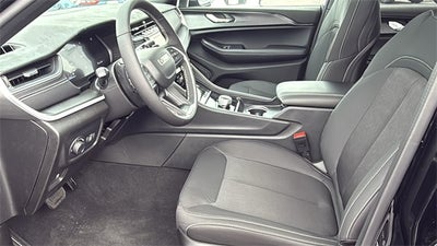 2025 Jeep Grand Cherokee GRAND CHEROKEE LAREDO X 4X2