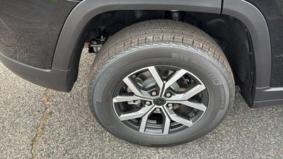 2027 Jeep Grand Cherokee GRAND CHEROKEE LAREDO X 4X2