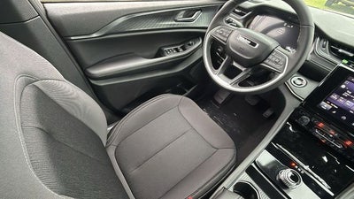 2026 Jeep Grand Cherokee GRAND CHEROKEE LAREDO X 4X2