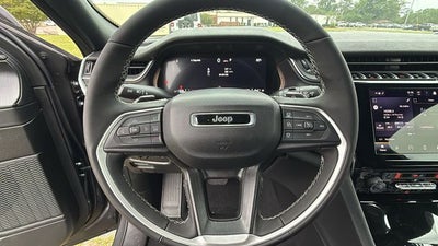 2026 Jeep Grand Cherokee GRAND CHEROKEE LAREDO X 4X2