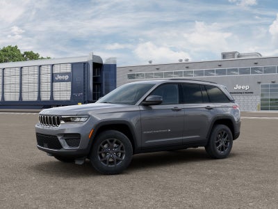 2027 Jeep Grand Cherokee GRAND CHEROKEE LAREDO X 4X2