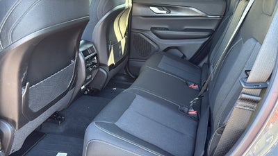 2027 Jeep Grand Cherokee GRAND CHEROKEE LAREDO X 4X2