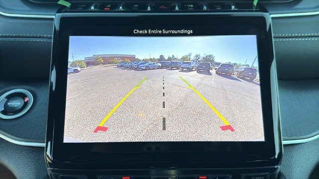 2027 Jeep Grand Cherokee GRAND CHEROKEE LAREDO X 4X2