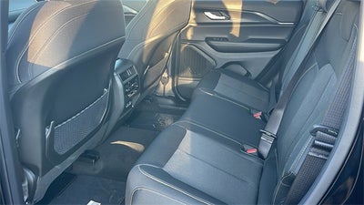 2025 Jeep Grand Cherokee GRAND CHEROKEE LAREDO 4X2