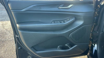 2025 Jeep Grand Cherokee GRAND CHEROKEE LAREDO 4X2