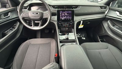 2026 Jeep Grand Cherokee GRAND CHEROKEE LAREDO X 4X2