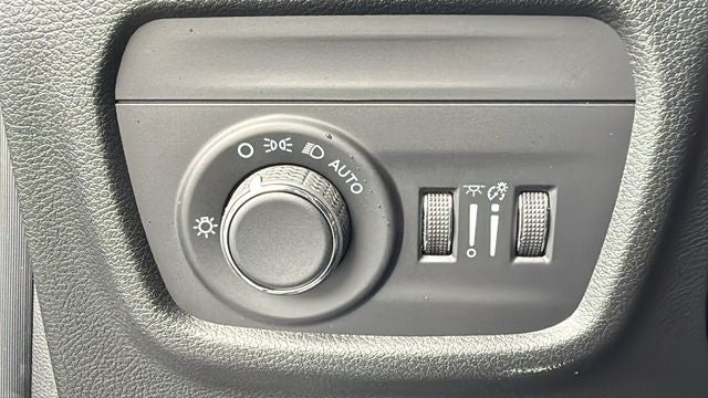 2026 Jeep Grand Cherokee GRAND CHEROKEE LAREDO X 4X2
